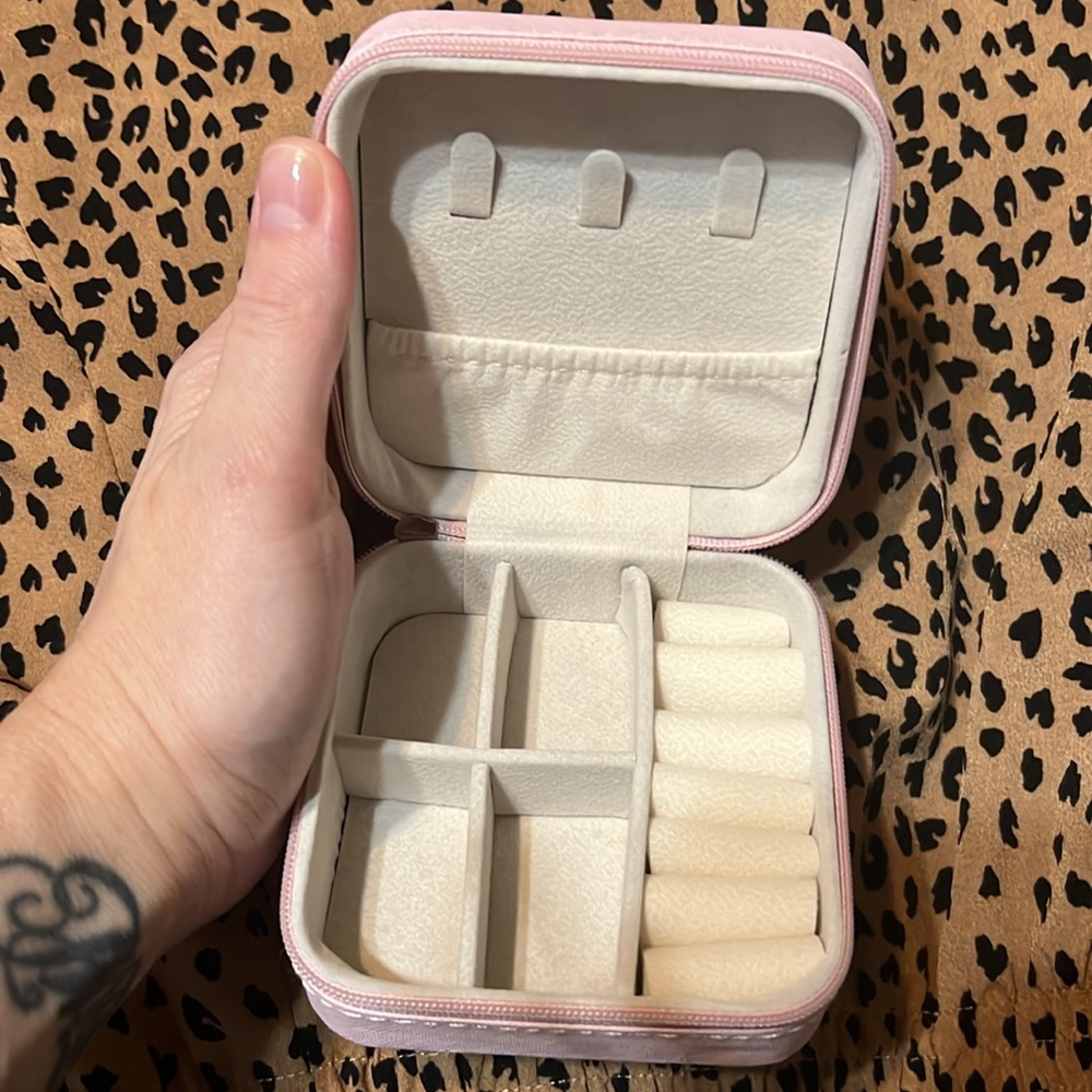 Pink Travel jewelry box